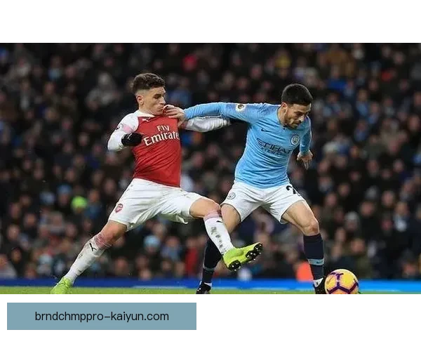 阿森纳与曼城激战正酣，争冠之战备受期待，球迷热情高涨