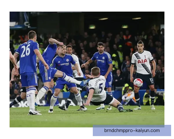 英超强队分析：各队表现稳健，赛季竞争力增强