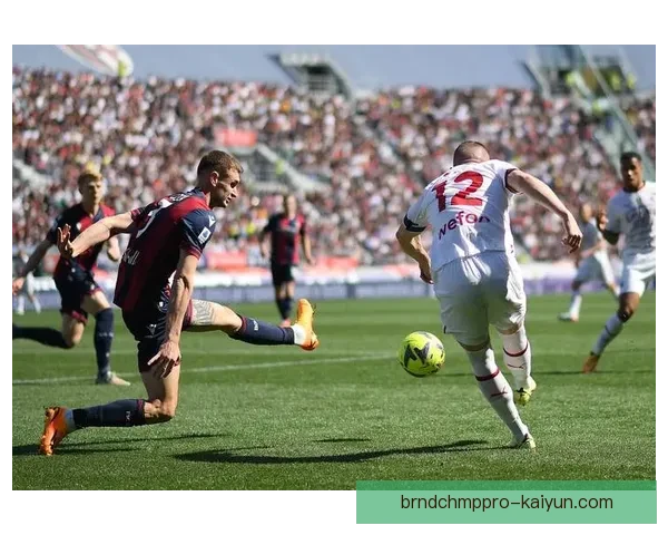 博洛尼亚主帅战术风格解析：注重防守组织与快速转换